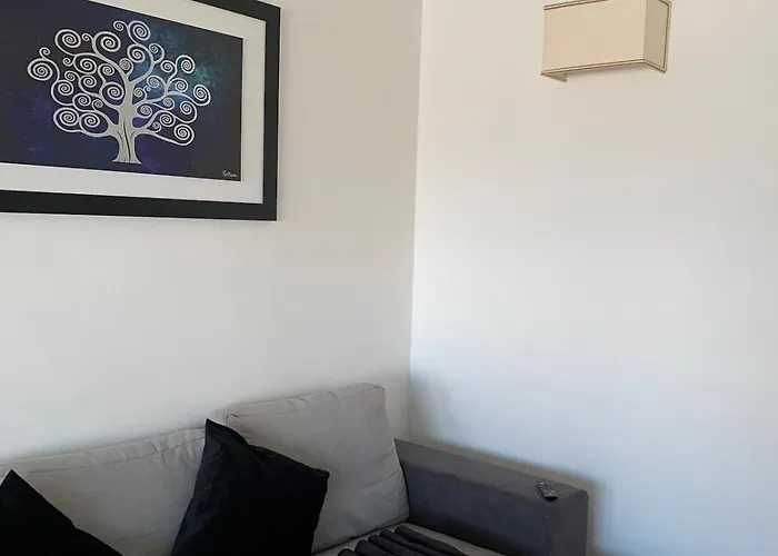 Vivi In Un Attico Tipico Con Vista Su Apartamento *